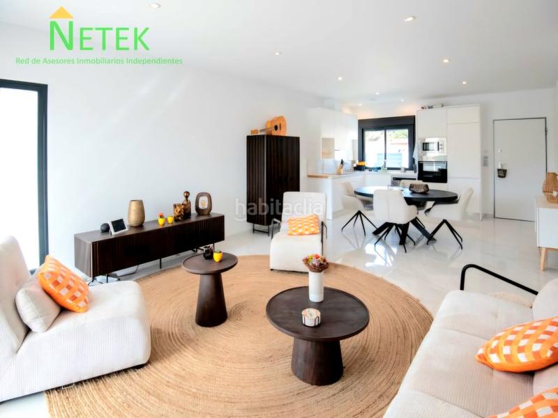 Foto 27c22e27-99d8-4801-bda6-342af73bbc0e. Casa con parcheggio piscina in El Pinar de Campoverde Pilar de la Horadada