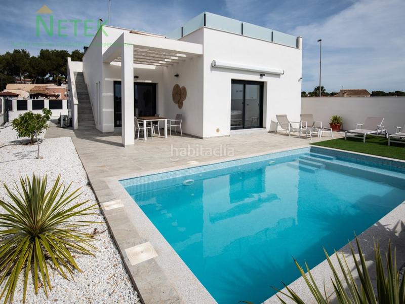 Foto 9bc6fa58-bd1e-4bd4-b9c9-220e5e7eb0e6. Casa con parcheggio piscina in El Pinar de Campoverde Pilar de la Horadada