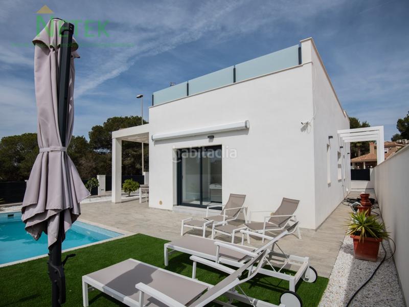 Foto b5f3d225-e7c0-4138-abf4-a39f2d992741. Casa con parcheggio piscina in El Pinar de Campoverde Pilar de la Horadada