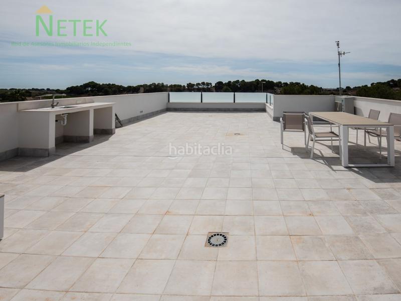 Foto e8908f81-a74a-49c6-b004-137f699c0a3d. Casa con parcheggio piscina in El Pinar de Campoverde Pilar de la Horadada