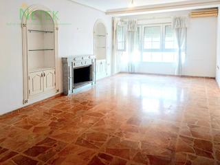 Appartamento en Calle ramon gallud 20. Exclusivo gran piso a 2 minutos del mar torrevieja.