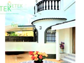 Maison jumele en Calle europa-marina 219. Elegante casa adosada en san fulgencioalicante.
