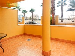 Planta baja en Puerto Deportivo. Apartamento junto a la pinada de guardamar.