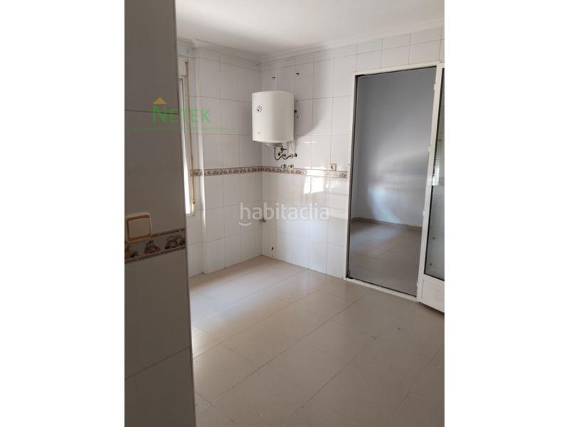 Foto db30aad3-8850-4aa5-97f4-e8f6f5b34489. Zweistöckige wohnung in Pinoso