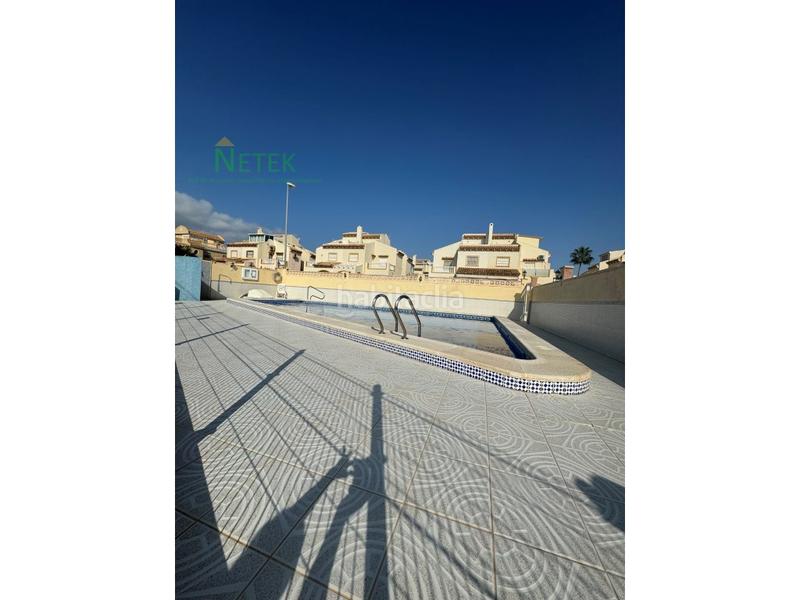 Foto e98e8e08-97cb-4dff-9747-c52c869ddaaa. Casa oportunidad!! bungalow con dos estancias independientes. en Orihuela