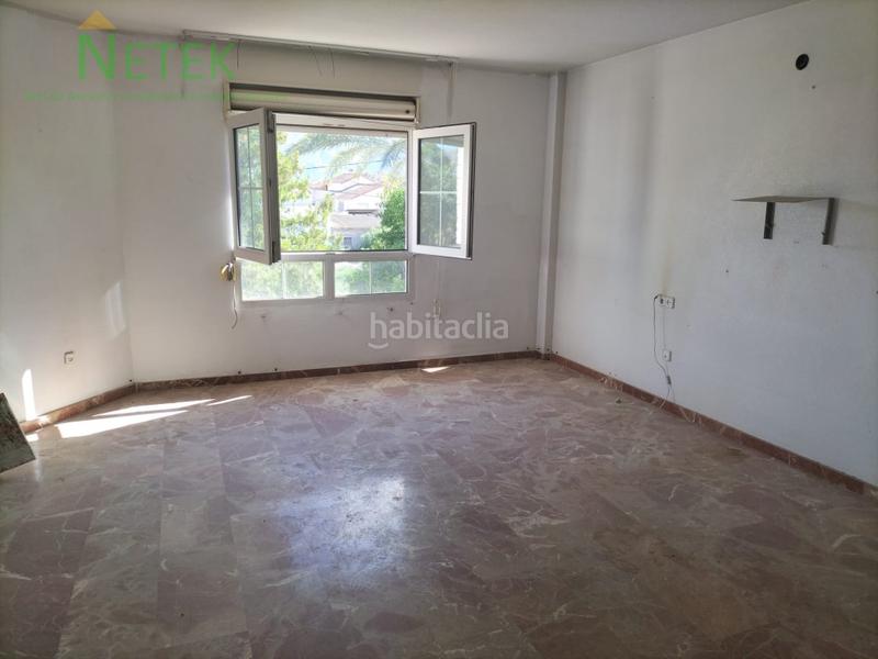 Foto 2bf13270-a839-4ccb-adf8-280578f9bffe. Chalet mit parking pool in Los Dolores Murcia