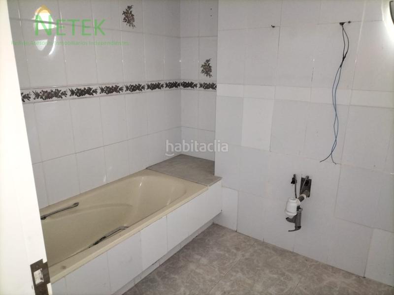 Foto 8ecb8b9e-04f5-4e2d-9e4d-62fdfa639955. Chalet mit parking pool in Los Dolores Murcia