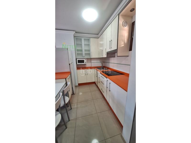 Foto f6e99256-7bfd-45ae-a481-35df384a9bc3. Piccolo appartamento in Playa de las Américas Arona