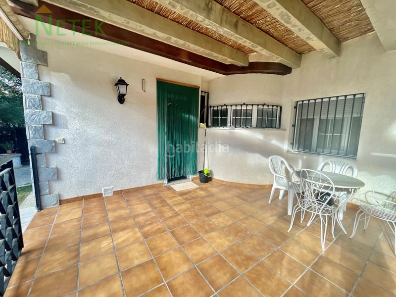 Foto 002b5573-e8d2-4cc5-a567-ba5b120c054c. Chalet  con parcela de 1065 m2 en Santomera