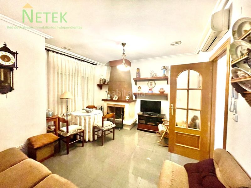 Foto f451d053-63df-4025-9378-c0ebd4cfb668. Chalet  con parcela de 1065 m2 en Santomera