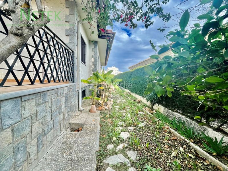 Foto 5a0fe7aa-26bb-41e3-87fe-86ac6cbbbd96. Chalet  de lujo en Santomera