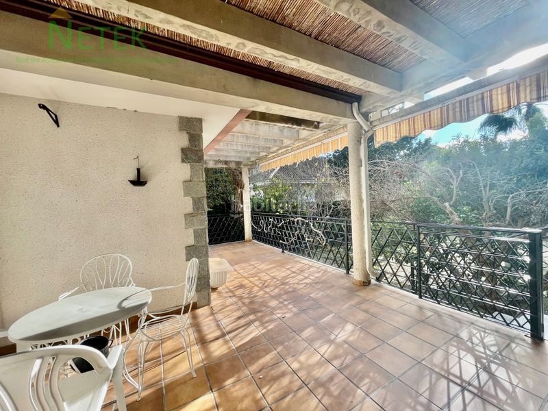 Foto 93196420-a089-488f-819f-96f5e4533c50. Chalet  de lujo en Santomera