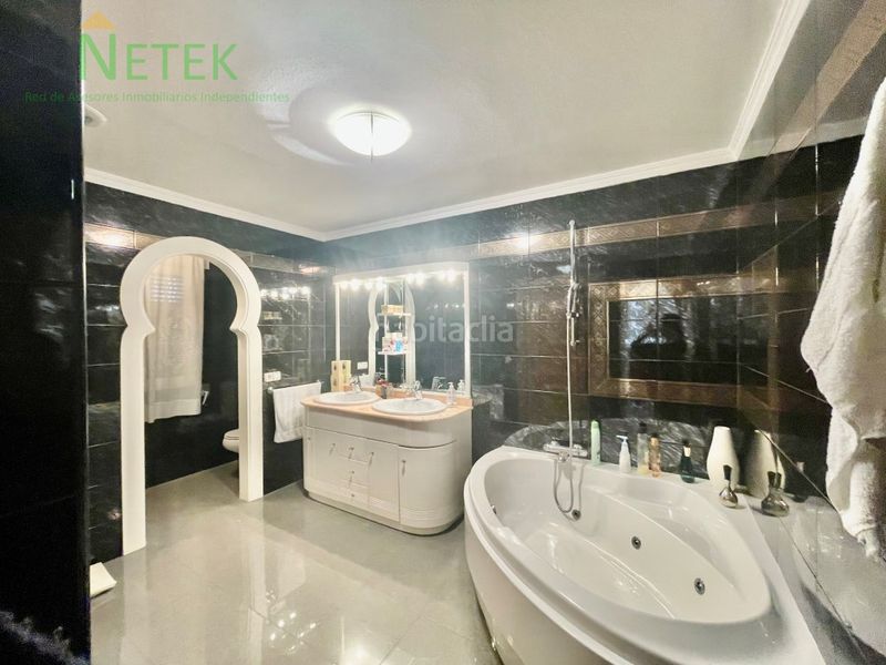 Foto a4680824-7d4f-48e5-9a58-7471fa34eef6. Chalet  de lujo en Santomera