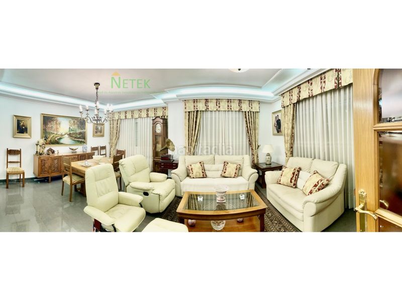 Foto bad7d11b-b2ff-4a90-aec5-26cb01b2dbff. Chalet  de lujo en Santomera