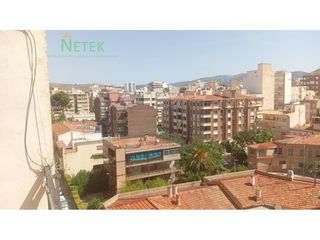 Appartement  Calle san crispin. Se vende piso en elda