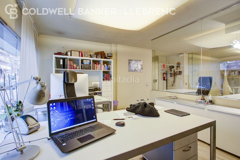 Foto f4668108-6696-477a-b8a0-2da7e80fbf33. Local comercial amb calefacció a Vallcarca - Penitents Barcelona