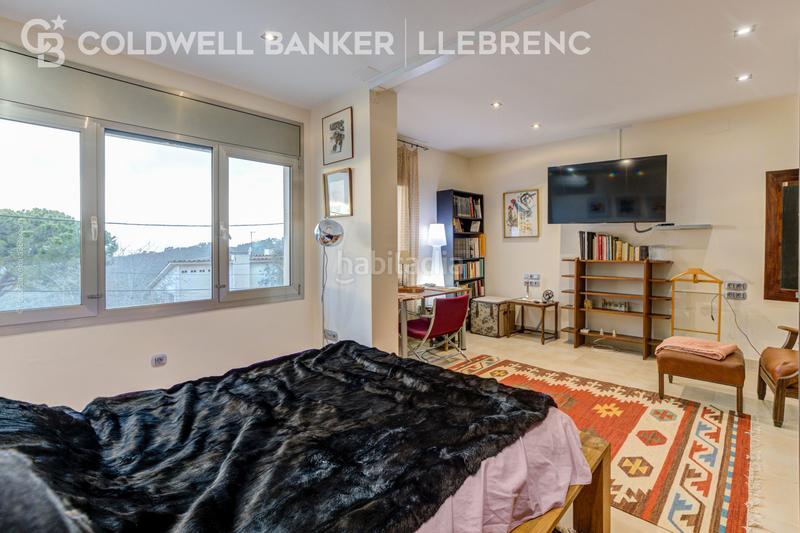 Foto 32ea71dc-1b77-4a7a-a014-07607b54e4ec. Xalet amb calefacció aparcament piscina a Vallvidrera - Tibidabo - Les Planes Barcelona