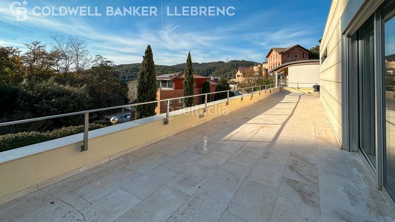 Foto f5de682f-7ba7-4cbb-bd71-1e5de6efdfd2. Xalet amb calefacció aparcament piscina a Vallvidrera - Tibidabo - Les Planes Barcelona