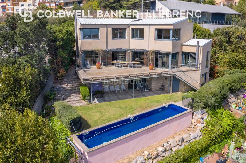Foto 150321d5-4c8c-4999-80fb-76ffb955426a. Casa amb xemeneia aparcament piscina a Vallvidrera - Tibidabo - Les Planes Barcelona
