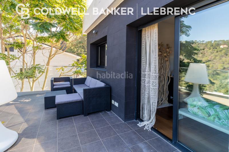 Foto a0a6cd8c-48bd-4c5b-9994-ecd86cce5597. Casa amb calefacció aparcament piscina a Vallvidrera - Tibidabo - Les Planes Barcelona