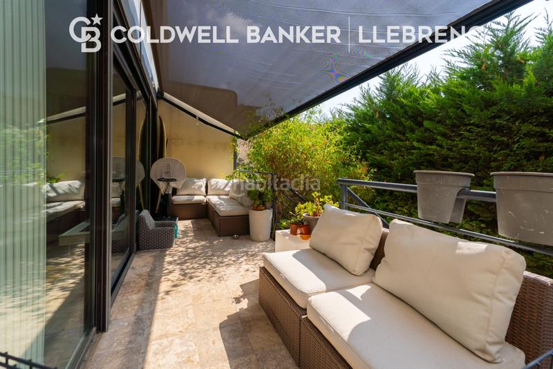 Foto 0997b16f-aded-4f0e-af25-8dd8d56f3d5e. Casa bifamiliare con riscaldamento parcheggio in Vallcarca - Penitents Barcelona