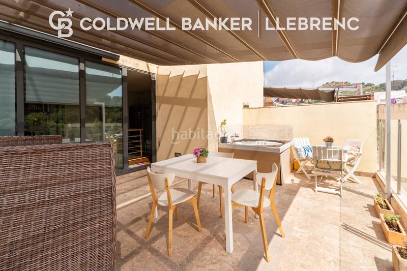 Foto 3113574f-c9c3-40e1-b82b-ecf58c1565b0. Casa bifamiliare con riscaldamento parcheggio in Vallcarca - Penitents Barcelona