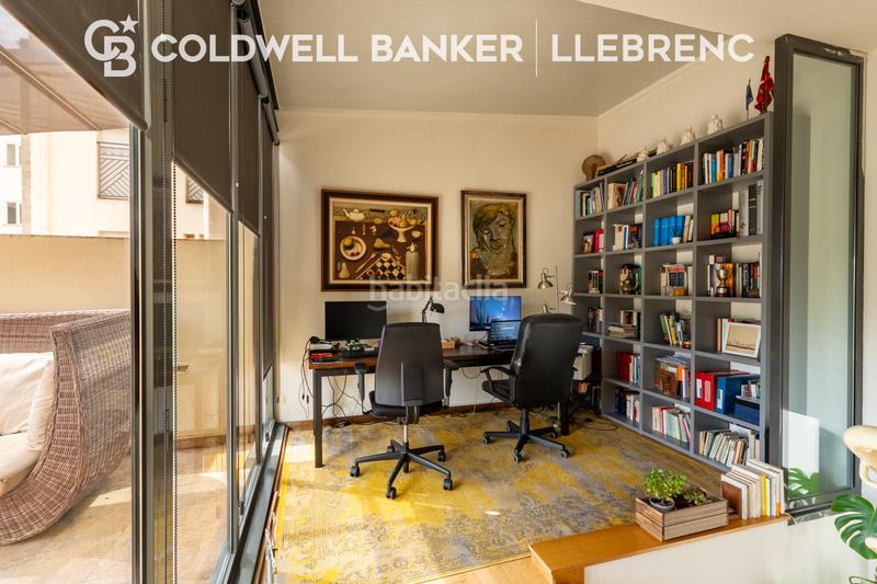 Foto 553e03d9-bdef-45f5-a107-d33419049bdc. Casa bifamiliare con riscaldamento parcheggio in Vallcarca - Penitents Barcelona