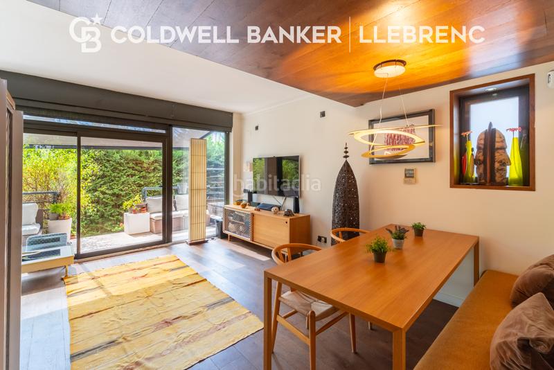 Foto f5fde73f-d0cc-4a49-851a-8a3419c8b72d. Casa bifamiliare con riscaldamento parcheggio in Vallcarca - Penitents Barcelona