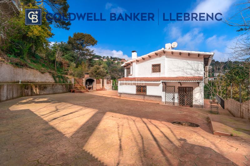 Foto 44a3647d-b771-446e-89ad-6dc94eb34cf2. Lloguer dúplex amb calefacció aparcament a Vallvidrera - Tibidabo - Les Planes Barcelona