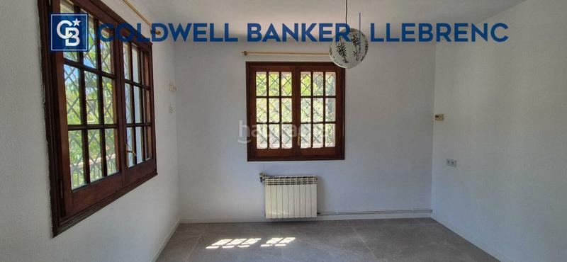 Foto 1283bbfa-fa8b-4902-a51c-d1f756b34731. Miete zweistöckige wohnung mit heizung parking in Barcelona