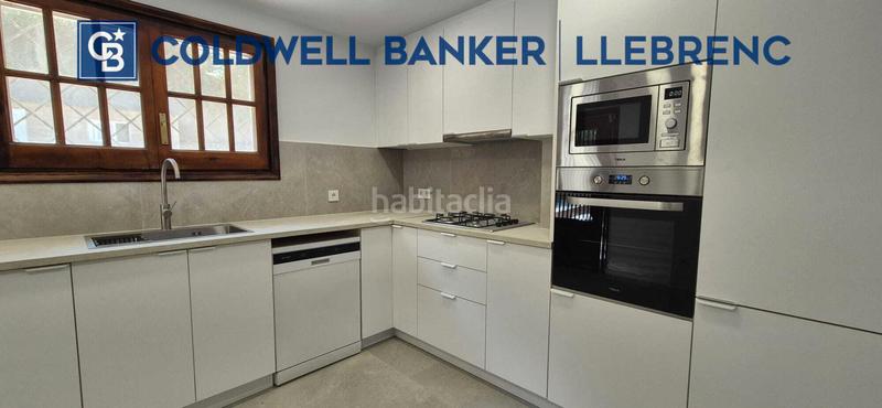 Foto 3474acba-43cb-4af6-94e4-0b9854217ef0. Miete zweistöckige wohnung mit heizung parking in Barcelona