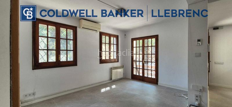 Foto a91e317d-5ec1-4733-8cb1-375565f32b11. Miete zweistöckige wohnung mit heizung parking in Barcelona