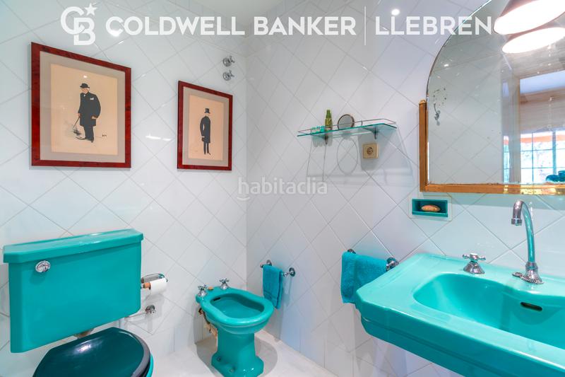 Foto 00e12f6b-fa31-4f43-94fc-a7bd7c3575d3. Casa con camino riscaldamento parcheggio piscina in Barcelona