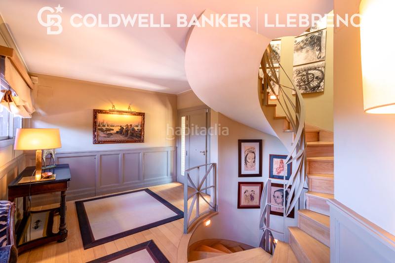 Foto 094f8468-8bc7-48f5-a169-125658dd3f06. Casa con camino riscaldamento parcheggio piscina in Barcelona