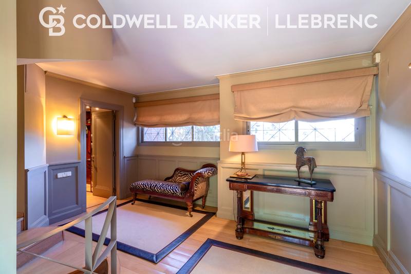 Foto 0ab1cab6-2fd5-4814-98f9-491f3e02de0f. Casa con camino riscaldamento parcheggio piscina in Barcelona