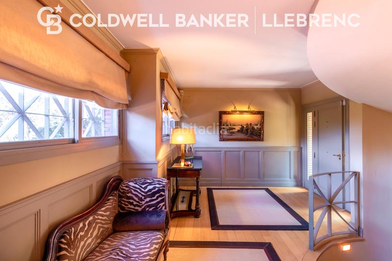 Foto 3ea9ca26-03f7-48a2-96f3-86a20373c16b. Casa con camino riscaldamento parcheggio piscina in Barcelona