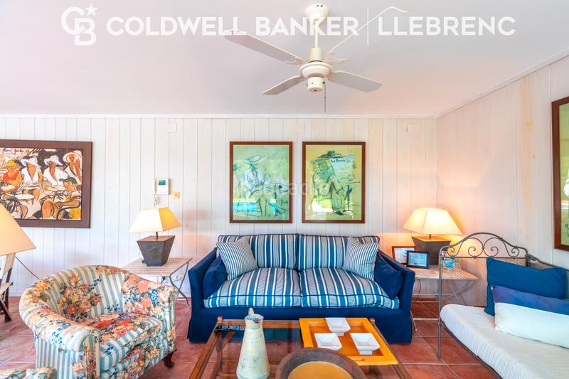 Foto 7014eae6-032a-43aa-84e8-eb8d3f7240d5. Casa con camino riscaldamento parcheggio piscina in Barcelona