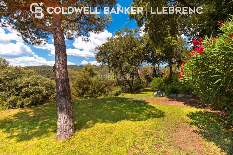 Foto 89510236-67aa-4a01-90ce-7c3006366ded. Casa con camino riscaldamento parcheggio piscina in Barcelona