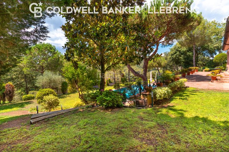 Foto 906cfe3b-b151-4cf5-957d-8200535b4868. Casa con camino riscaldamento parcheggio piscina in Barcelona