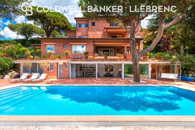 Foto 9b6ea792-92d3-4256-856d-8e55eecadc5c. Casa con camino riscaldamento parcheggio piscina in Barcelona