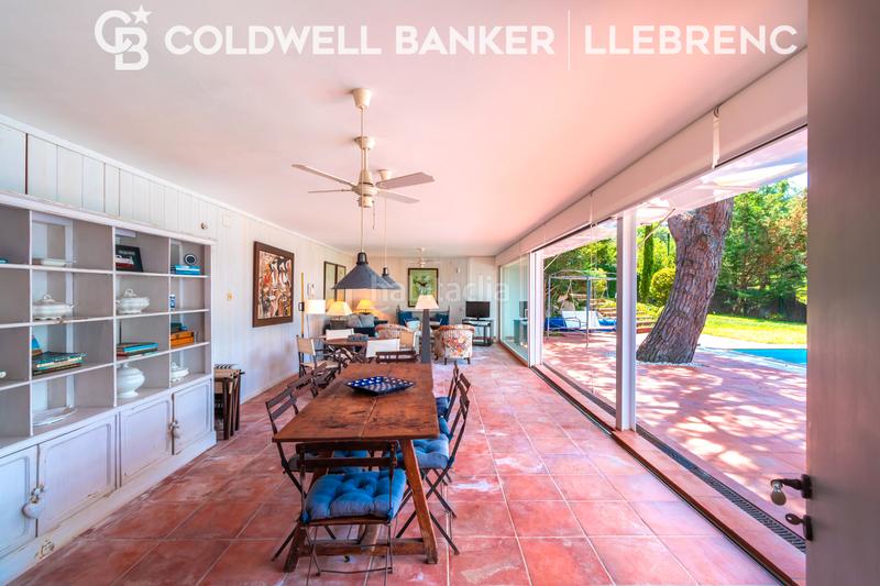 Foto bbfc82a5-fca5-4e97-9d58-1ba943767337. Casa con camino riscaldamento parcheggio piscina in Barcelona