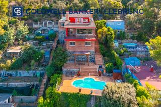 Affitto Casa in Vallvidrera - Tibidabo - Les Planes. Casa en rectoret con piscina y jardín