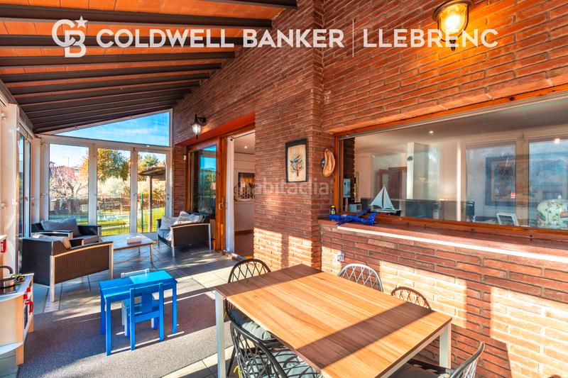 Foto 33fc3e79-13ba-4759-bd58-5503bb1d87b1. Casa amb xemeneia calefacció aparcament piscina a Sant Cugat del Vallès