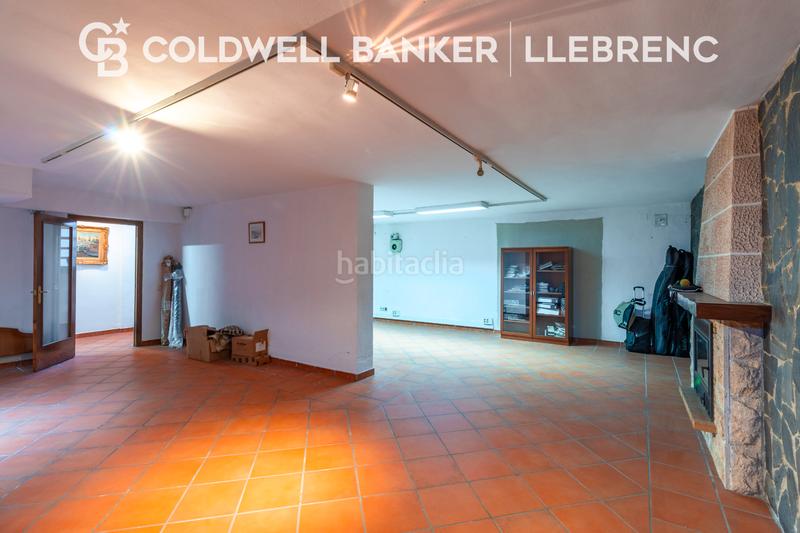 Foto 6c405a15-6473-4aab-aa6b-abe91c6480f8. Casa amb xemeneia calefacció aparcament piscina a Sant Cugat del Vallès