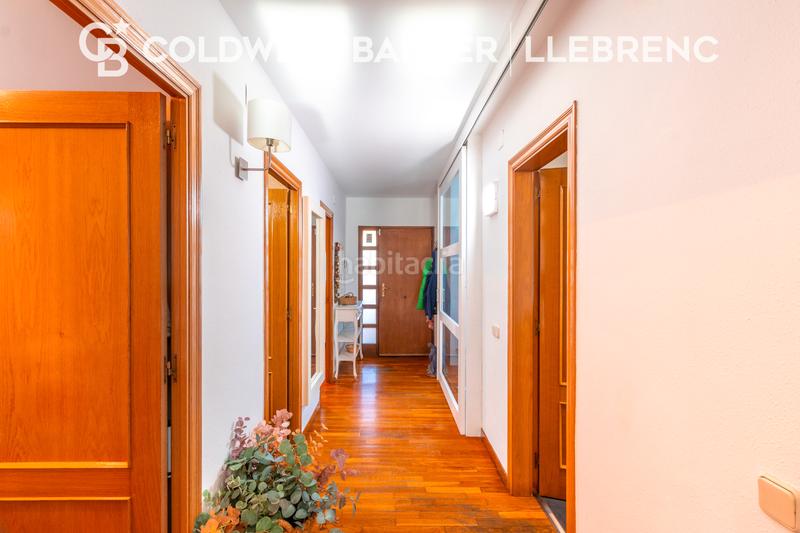 Foto 96955444-cc2d-4f5c-a09b-4a53c693206f. Casa amb xemeneia calefacció aparcament piscina a Sant Cugat del Vallès