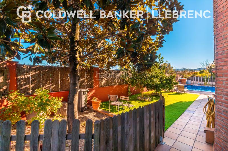 Foto a2b88048-f17e-40b2-9603-b42b0c95e82a. Casa amb xemeneia calefacció aparcament piscina a Sant Cugat del Vallès