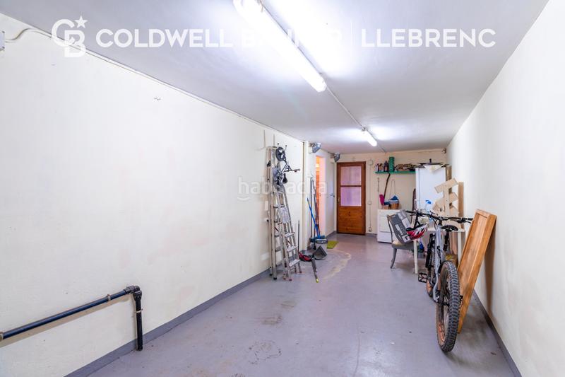 Foto a4090082-b6c8-46b6-91b8-0cec3de1c8b6. Casa amb xemeneia calefacció aparcament piscina a Sant Cugat del Vallès