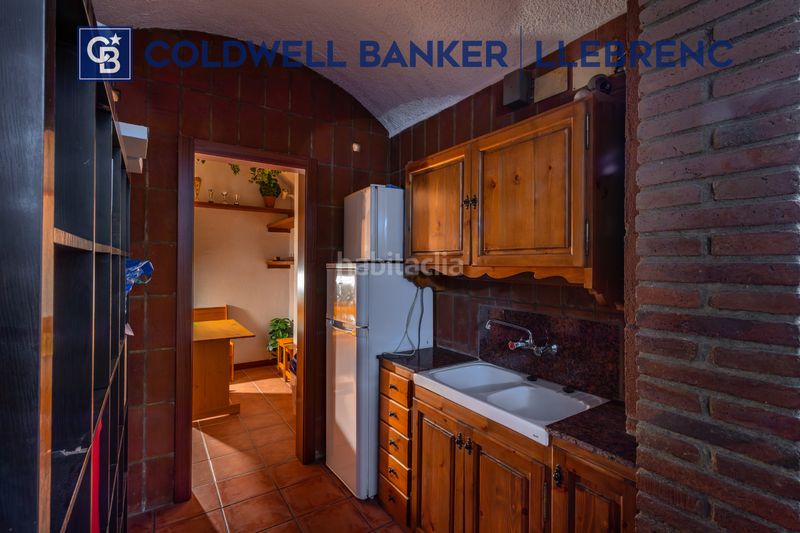 Foto b6f3684e-7532-4b58-86f5-448646e83cab. Casa amb calefacció aparcament piscina a La Plana-Bellsoleig Sant Just Desvern