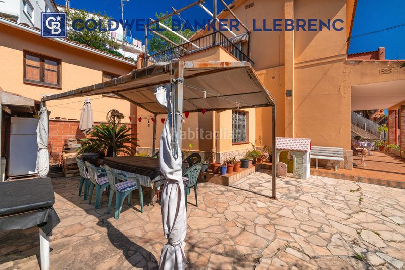 Foto 40466ba9-bb84-44fb-90ec-f4c0f220ed89. Casa amb xemeneia calefacció a Sarrià Barcelona