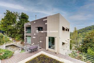 Chalet  Avinguda de can corts. Espectacular chalet con jardn, piscina y vistas